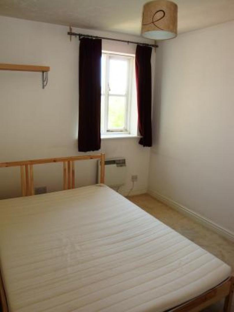 			NEW INSTRUCTION, 2 Bedroom, 1 bath, 1 reception Flat			 Lucas Gardens, EAST FINCHLEY